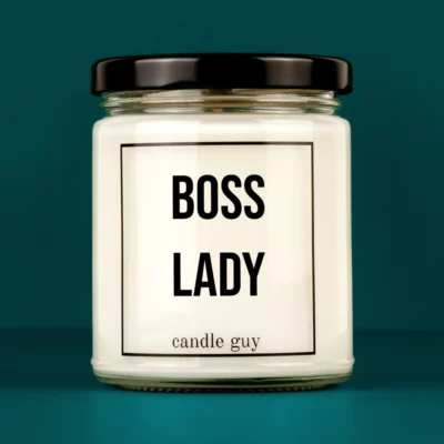 Discover our bestselling quote candle: "Boss Lady" – handcrafted with love and 100% soy wax. A true original by candle guy.